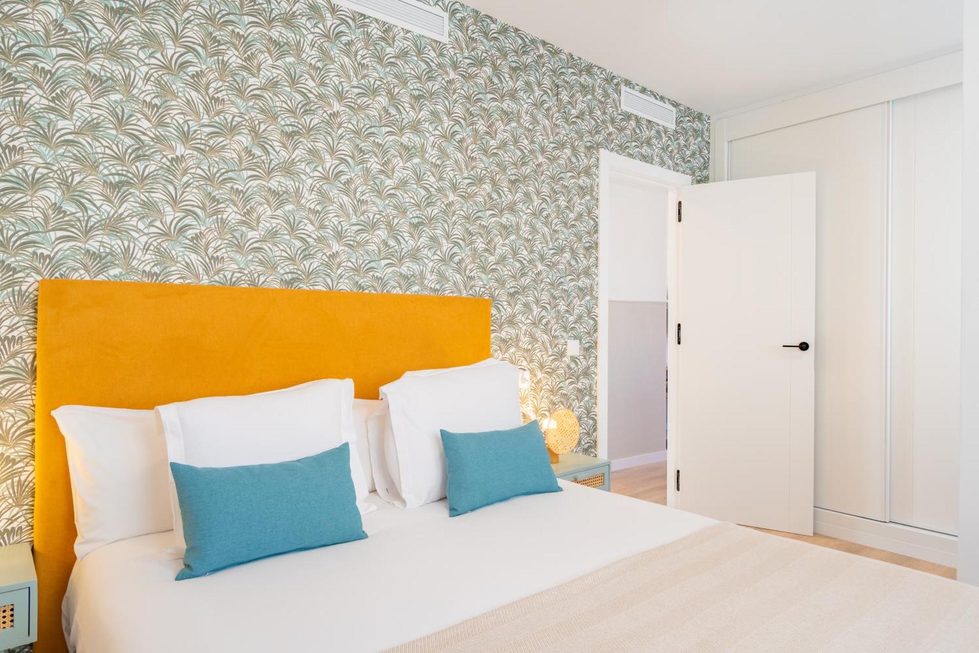 Feelathome Atarazanas Apartments Malaga Luaran gambar