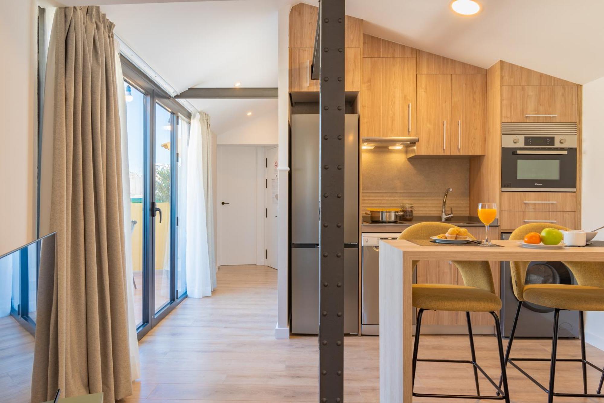 Feelathome Atarazanas Apartments Malaga Luaran gambar