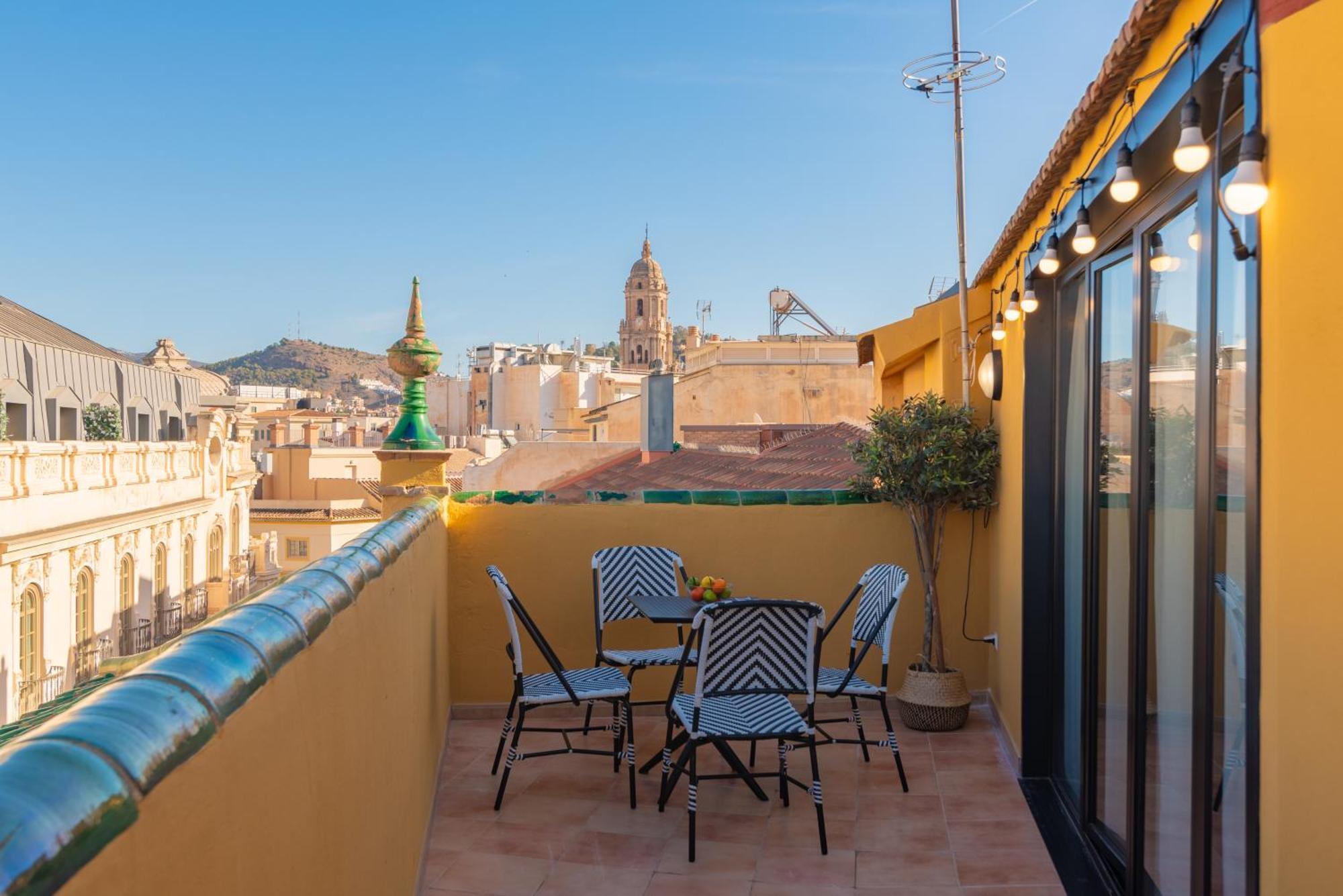 Feelathome Atarazanas Apartments Malaga Luaran gambar