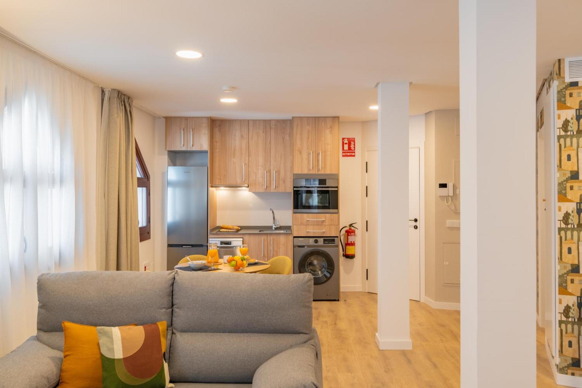 Feelathome Atarazanas Apartments Malaga Luaran gambar